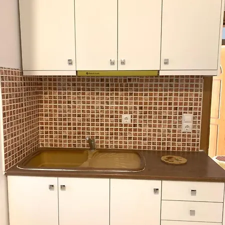 Διαμέρισμα Marble Εξαμίλιο